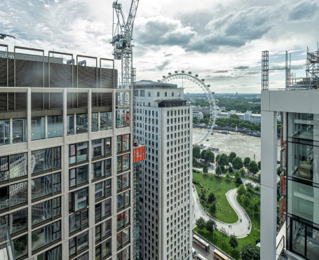 2015
Southbank Place becomes the first ever construction project to receive Ultra Site status from the Considerate Constructors Scheme